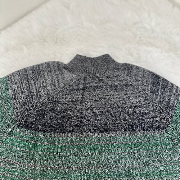 Cozy and stylish American Apparel women’s knit sweater - Picture 6 of 9
